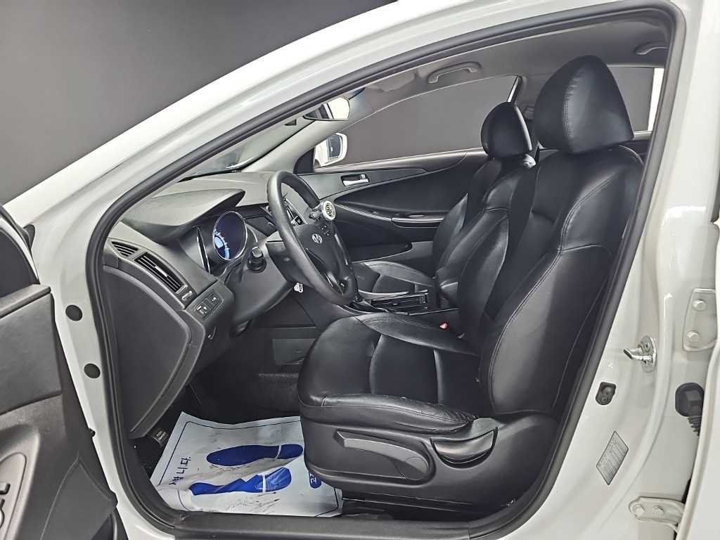 HYUNDAI Sonata 2012 Blanco - Importación desde Corea - HF Imports Iquique - Foto 13