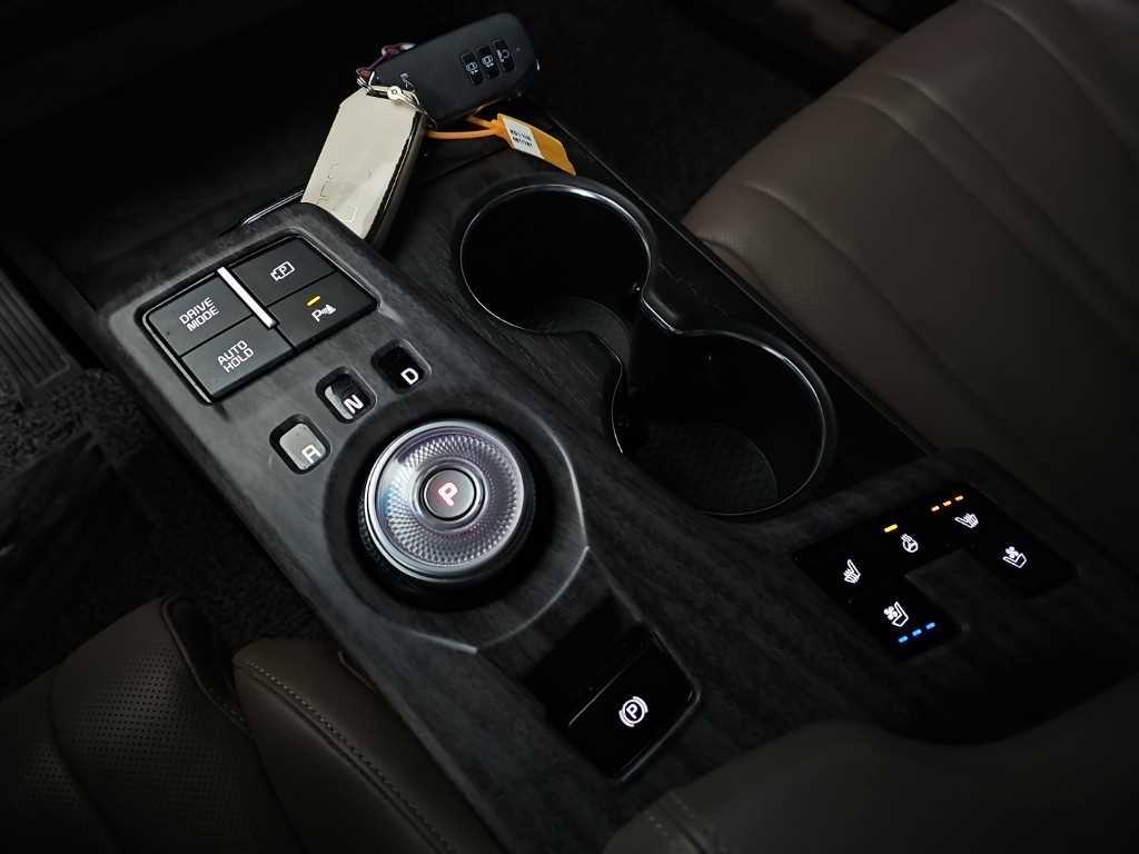 KIA K8 - Vista 10