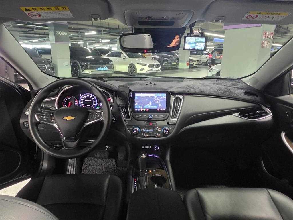 Chevrolet Malibu - Vista 9