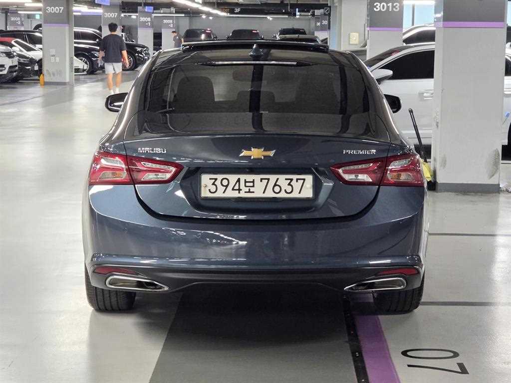 Chevrolet Malibu - Vista 6