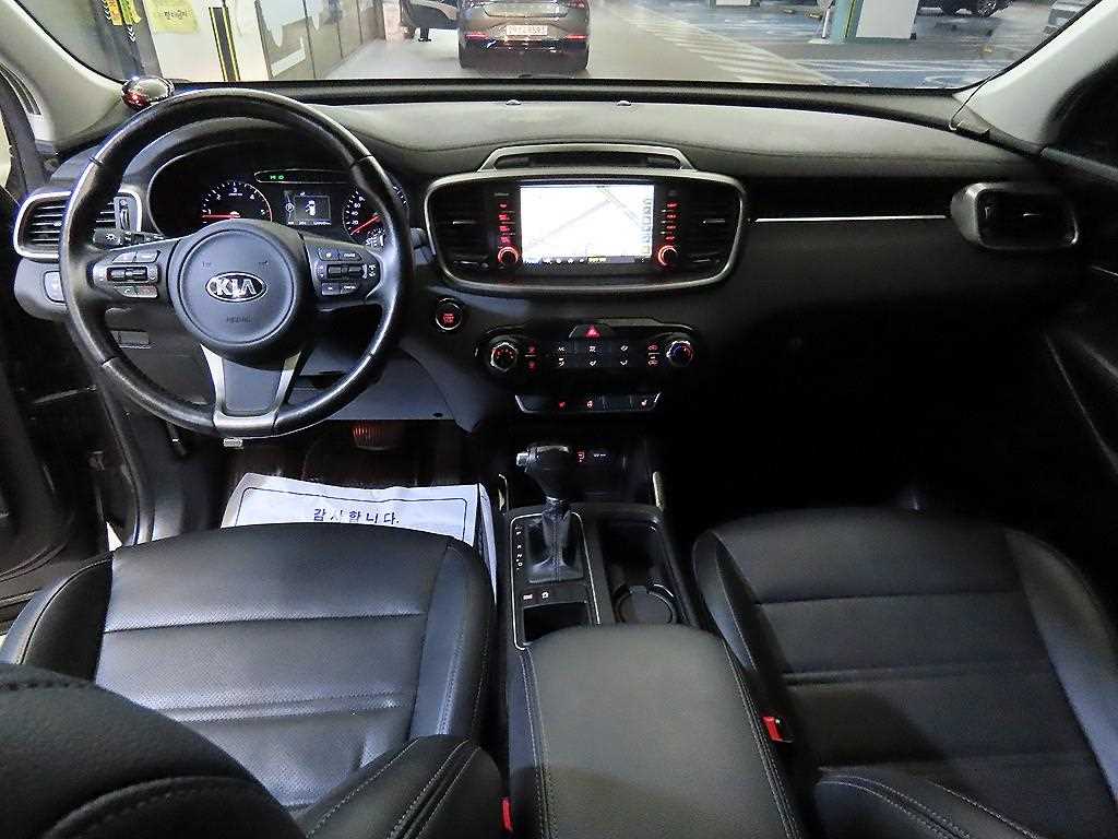 KIA Sorento - Vista 12