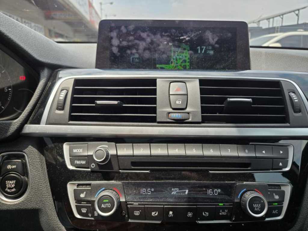 BMW Gran Turismo - Vista 12