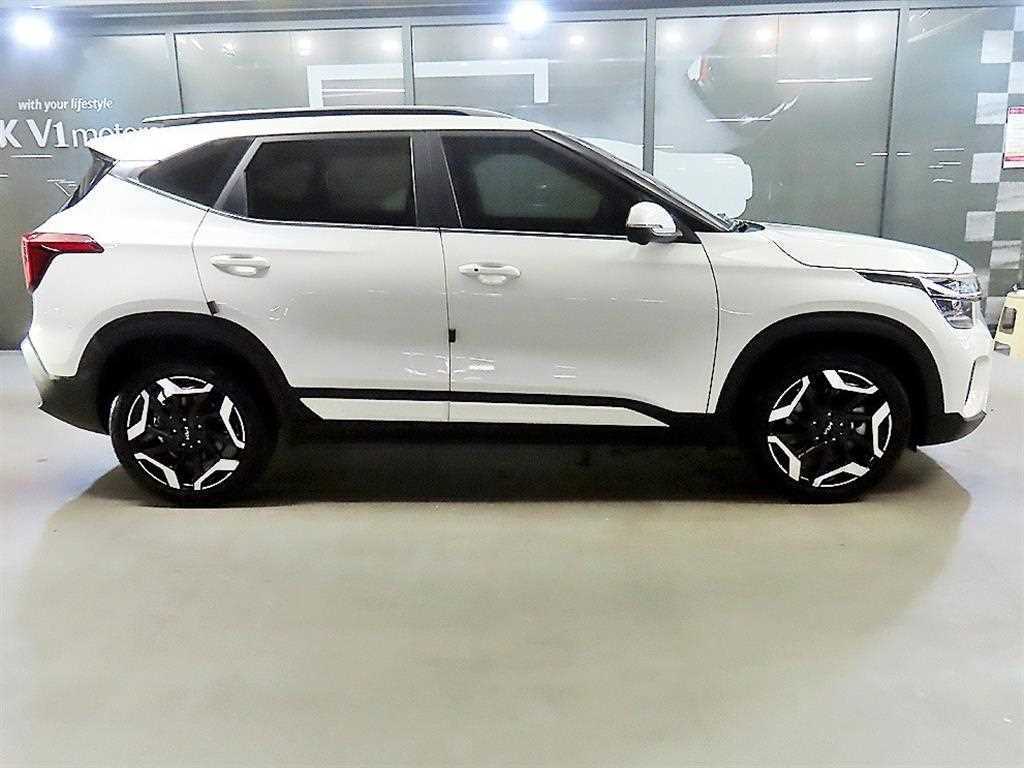 KIA Seltos - Vista 3