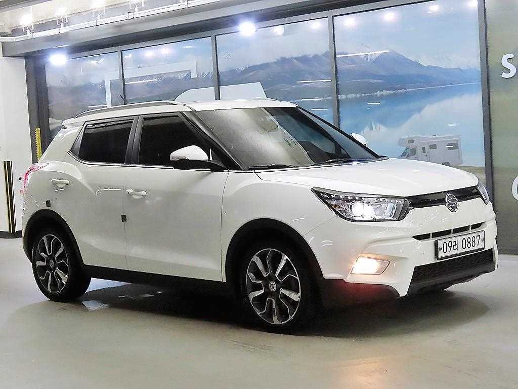 Ssangyong Tivoli 2015 - Importación desde Corea - HF Imports Iquique - Foto 1