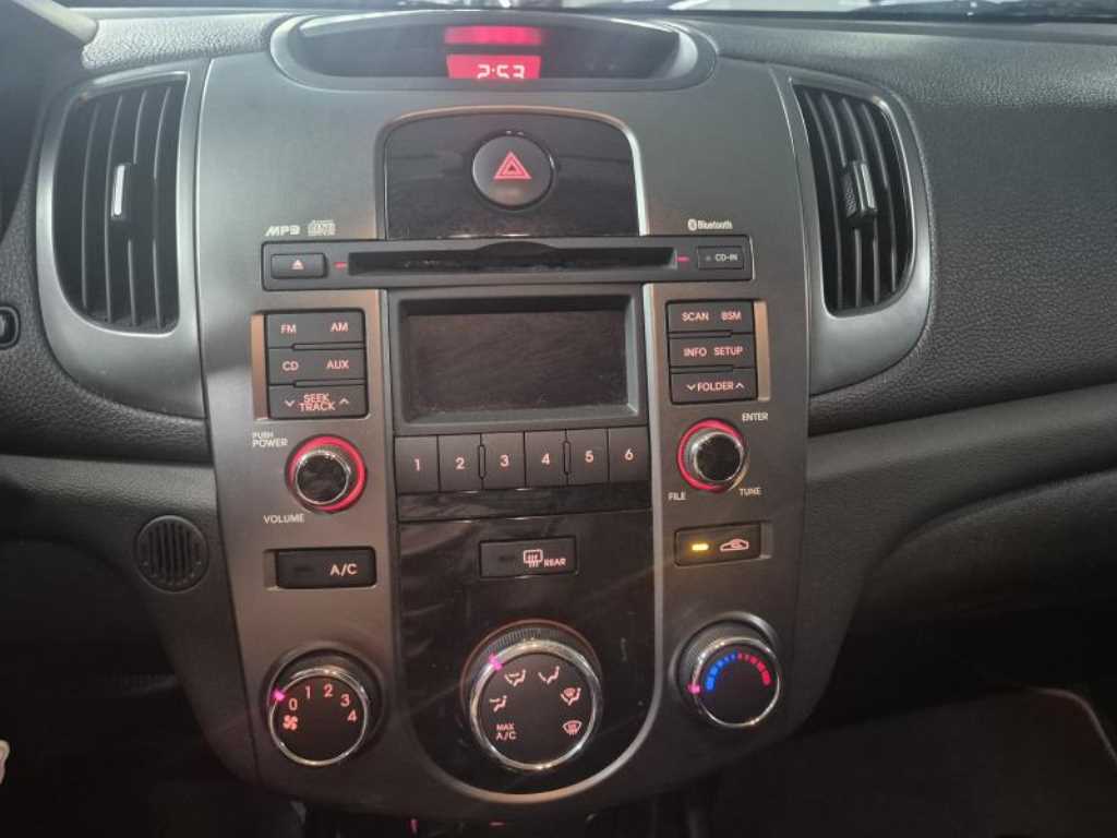 KIA Forte - Vista 10