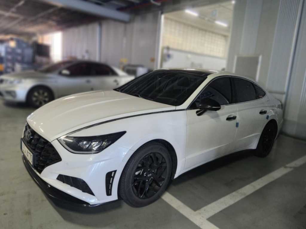 HYUNDAI Sonata - Vista 2