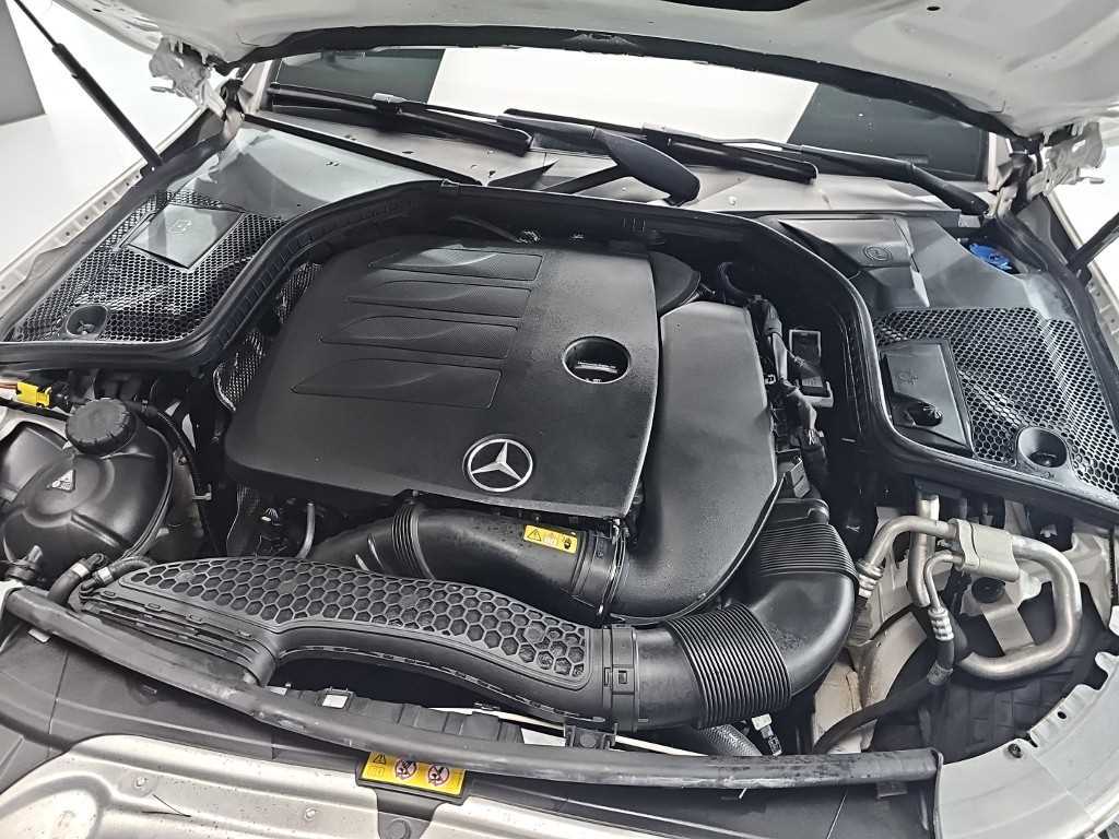 Mercedes Benz C Class - Vista 7
