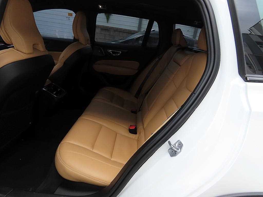 Volvo V60 - Vista 8
