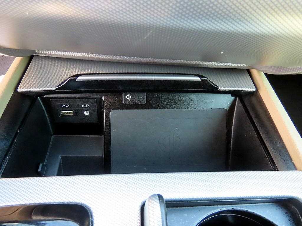 Genesis G80 2016 Blanco - Importación desde Corea - HF Imports Iquique - Foto 17