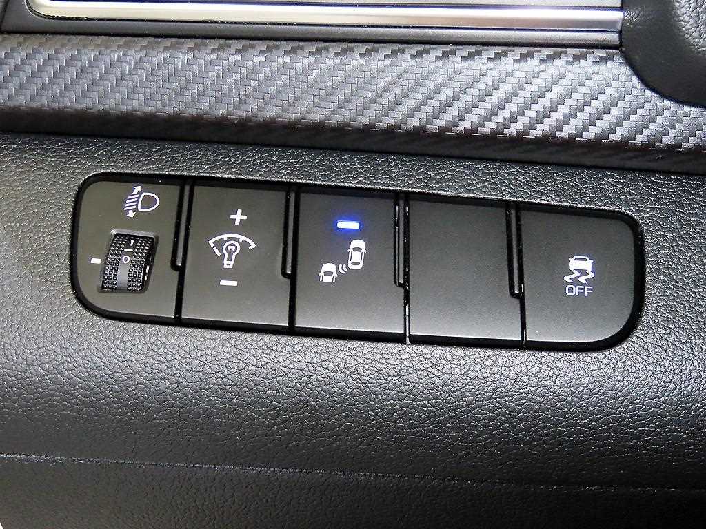HYUNDAI Avante 2018 - Importación desde Corea - HF Imports Iquique - Foto 16
