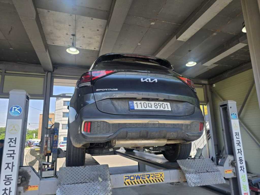 KIA Sportage - Vista 6