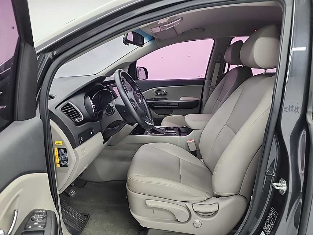 KIA Carnival 2020 Gris - Importación desde Corea - HF Imports Iquique - Foto 13