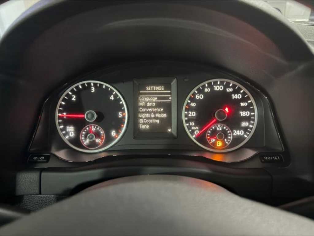 Volkswagen Tiguan - Vista 11