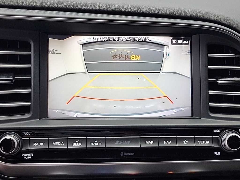 HYUNDAI Avante 2019 Plateado - Importación desde Corea - HF Imports Iquique - Foto 16