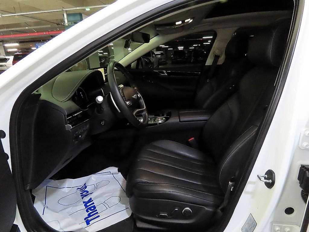 Genesis G80 - Vista 8