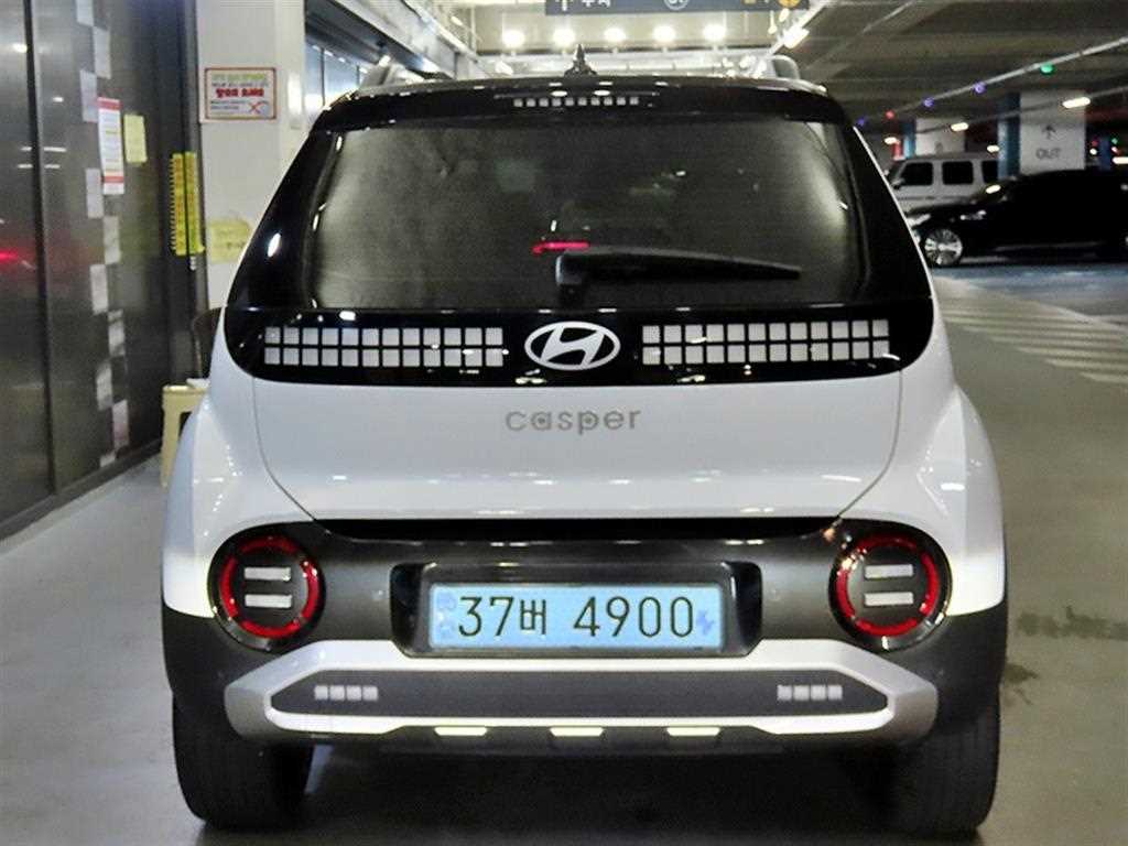 HYUNDAI Casper - Vista 8