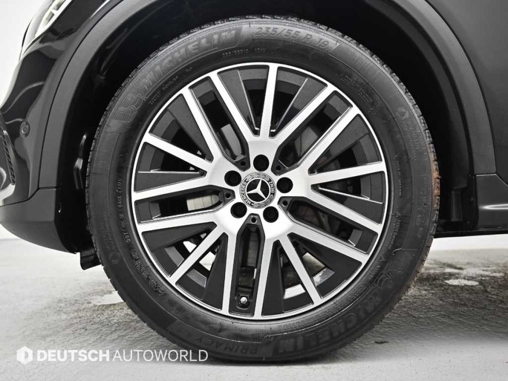 Mercedes Benz GLC Class - Vista 7