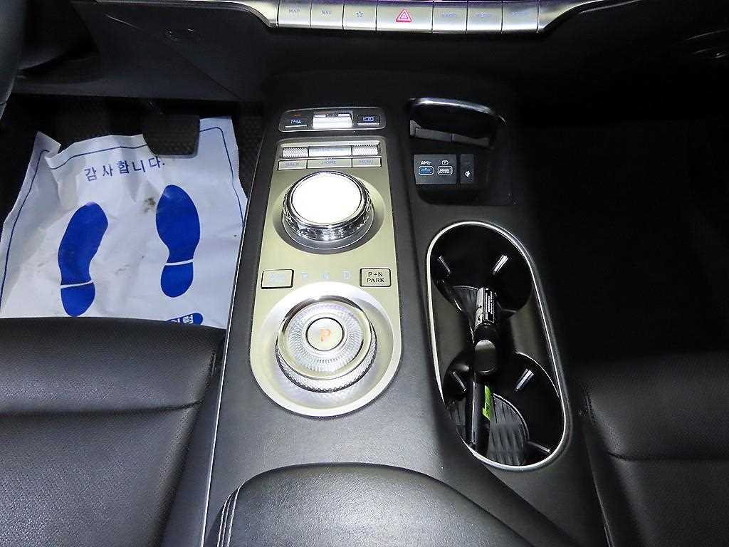 Genesis GV70 2021 Blanco - Importación desde Corea - HF Imports Iquique - Foto 14