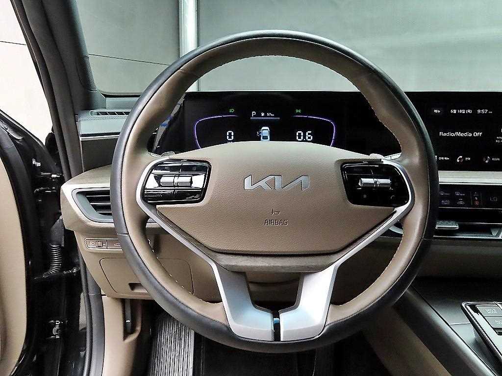 KIA K8 - Vista 11