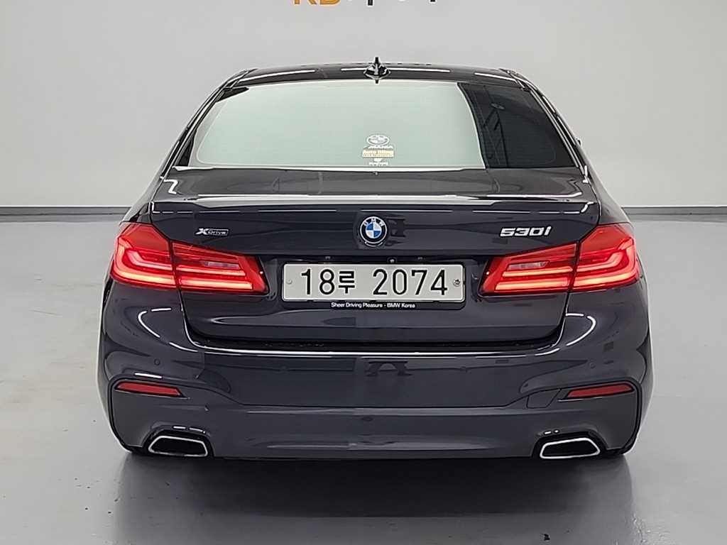 BMW 5 Series - Vista 3