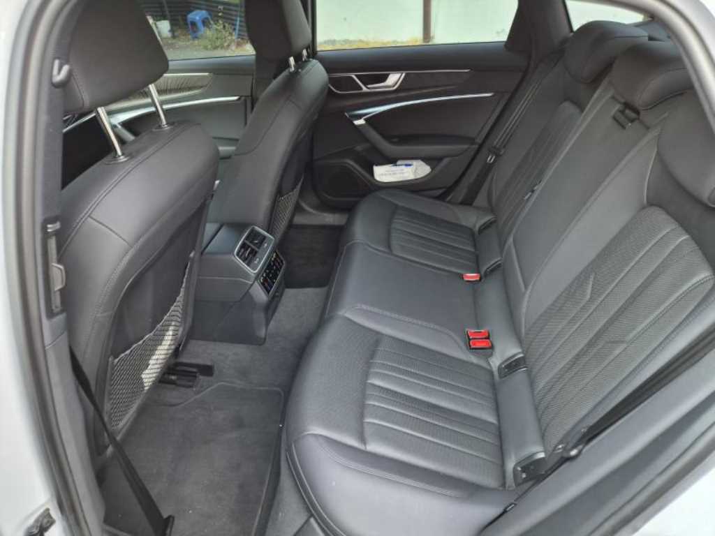 Audi A6 - Vista 10