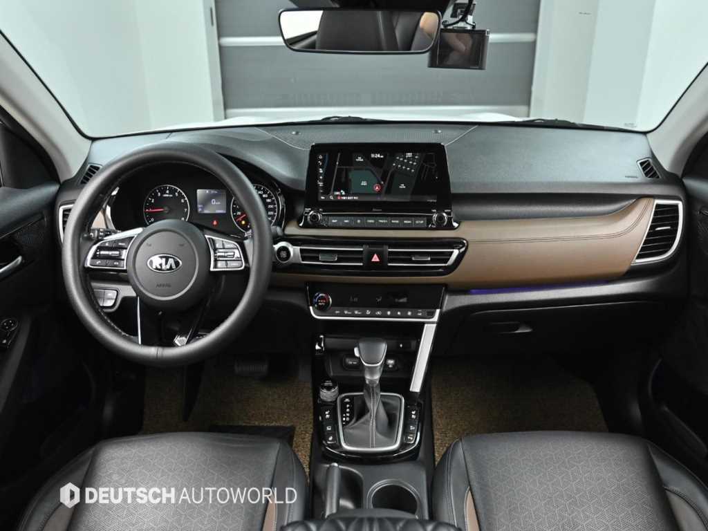 KIA Seltos - Vista 9