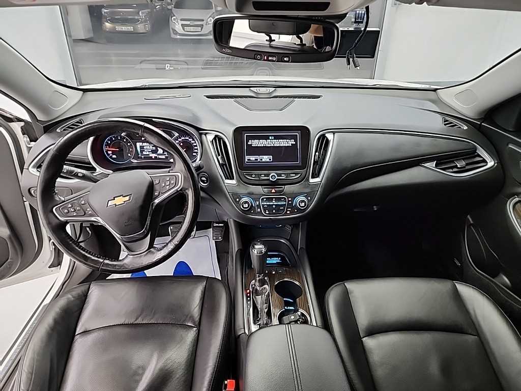 Chevrolet Malibu - Vista 9