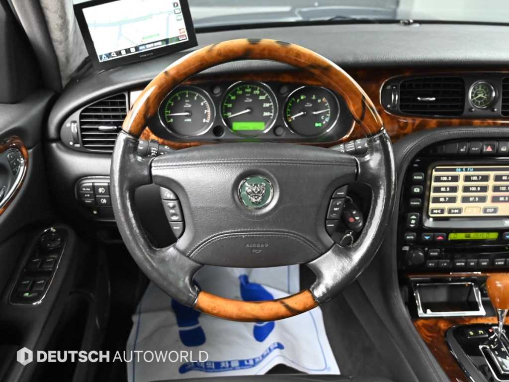 Jaguar XJ 2005 Negro - Importación desde Corea - HF Imports Iquique - Foto 15
