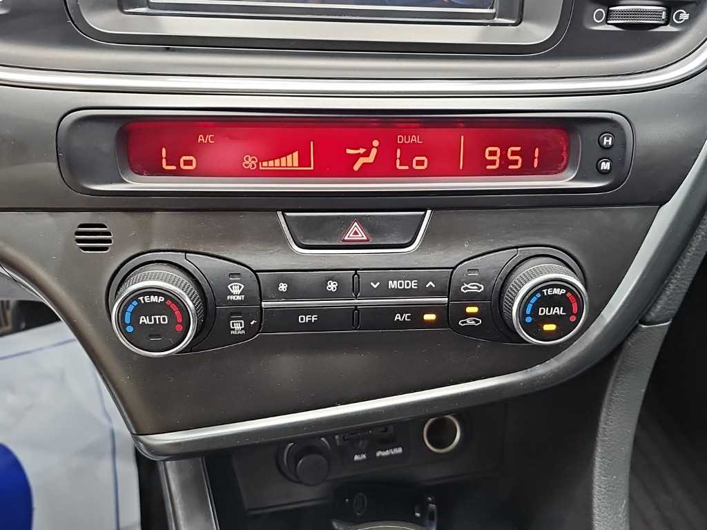 KIA K5 - Vista 10