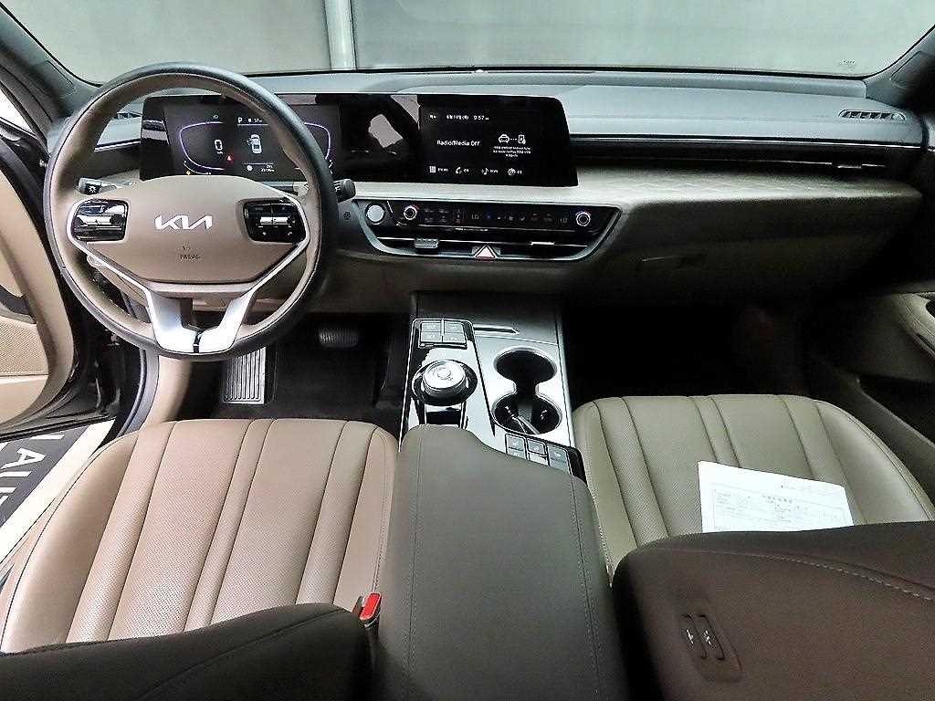 KIA K8 - Vista 9
