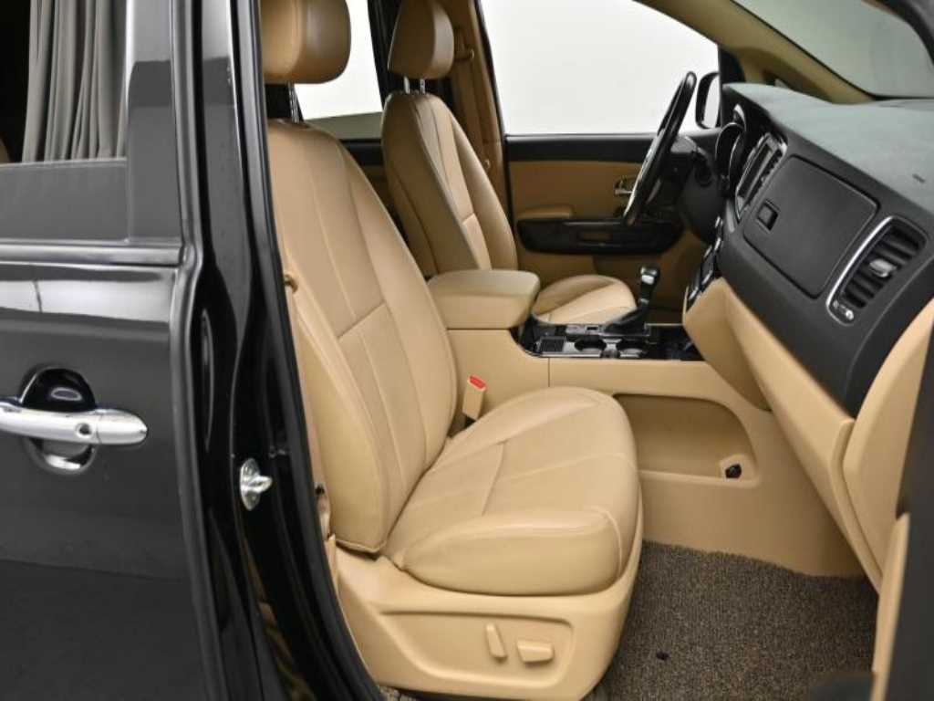 KIA Carnival 2019 - Importación desde Corea - HF Imports Iquique - Foto 13