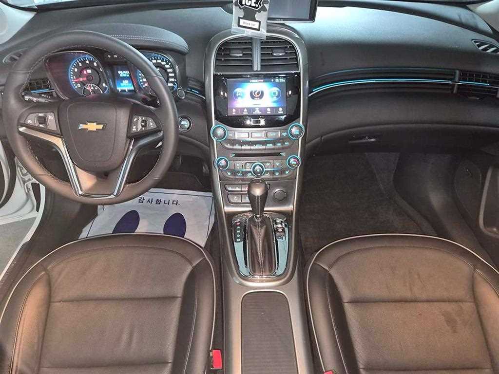 Chevrolet Malibu - Vista 12