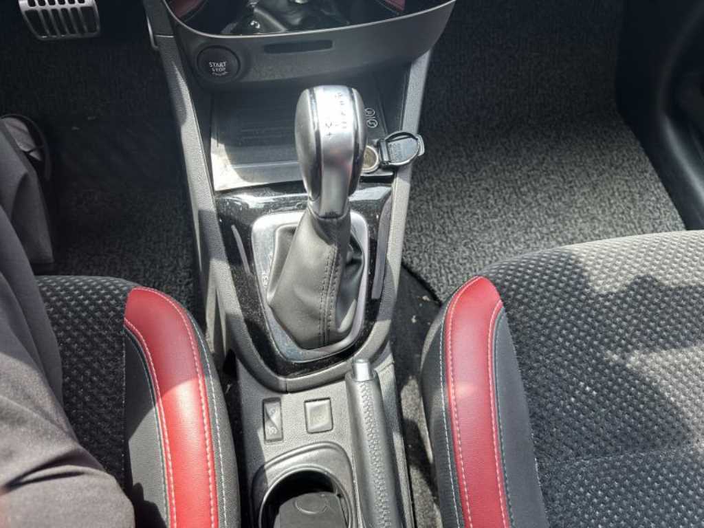 SAMSUNG Clio 2018 Rojo - Importación desde Corea - HF Imports Iquique - Foto 16