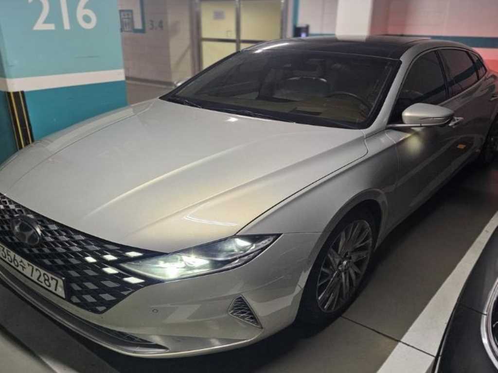 HYUNDAI Grandeur - Vista 2