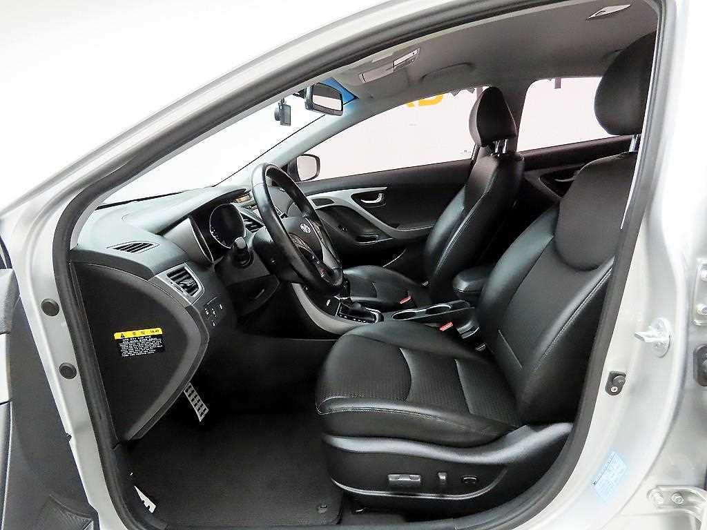HYUNDAI Avante 2014 Gris - Importación desde Corea - HF Imports Iquique - Foto 15