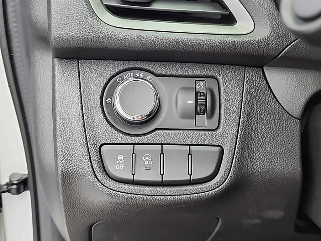 Chevrolet Spark 2021 Blanco - Importación desde Corea - HF Imports Iquique - Foto 16