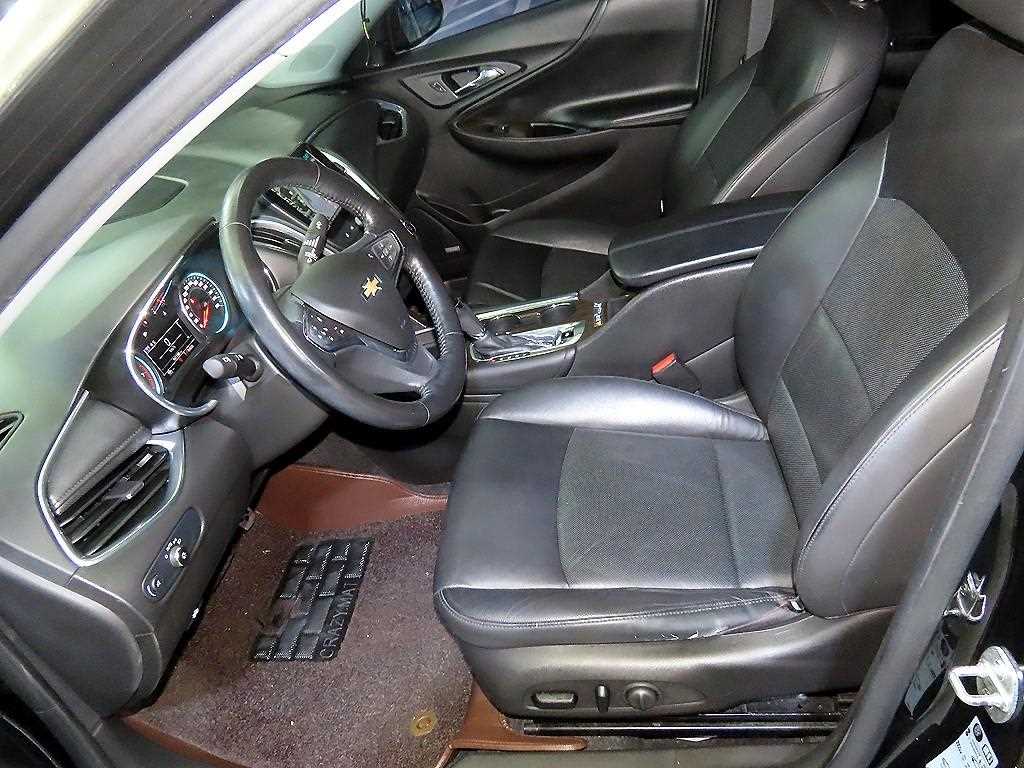 Chevrolet Malibu - Vista 8