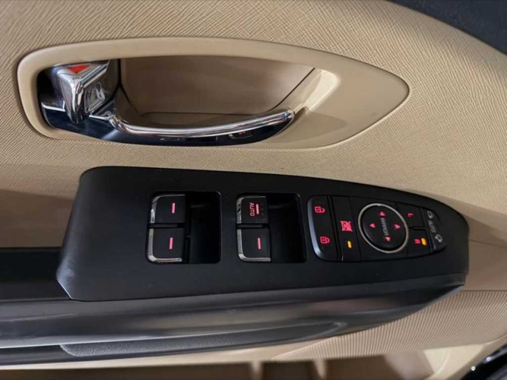 KIA Carnival 2018 - Importación desde Corea - HF Imports Iquique - Foto 17