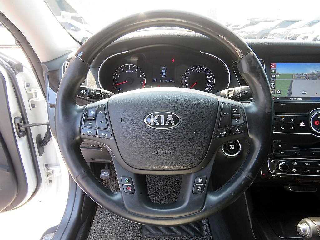 KIA K7 - Vista 11