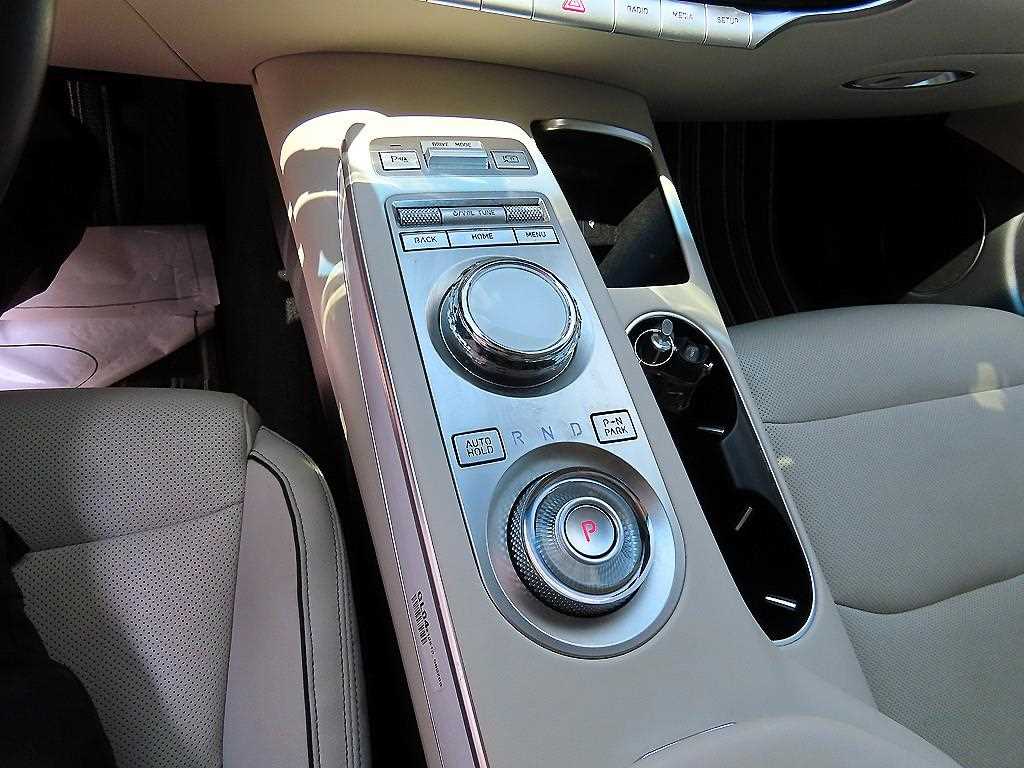 Genesis GV70 - Vista 12