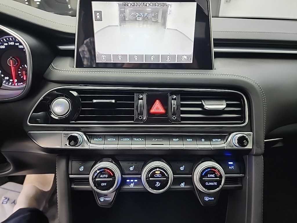 Genesis G70 2018 Negro - Importación desde Corea - HF Imports Iquique - Foto 13