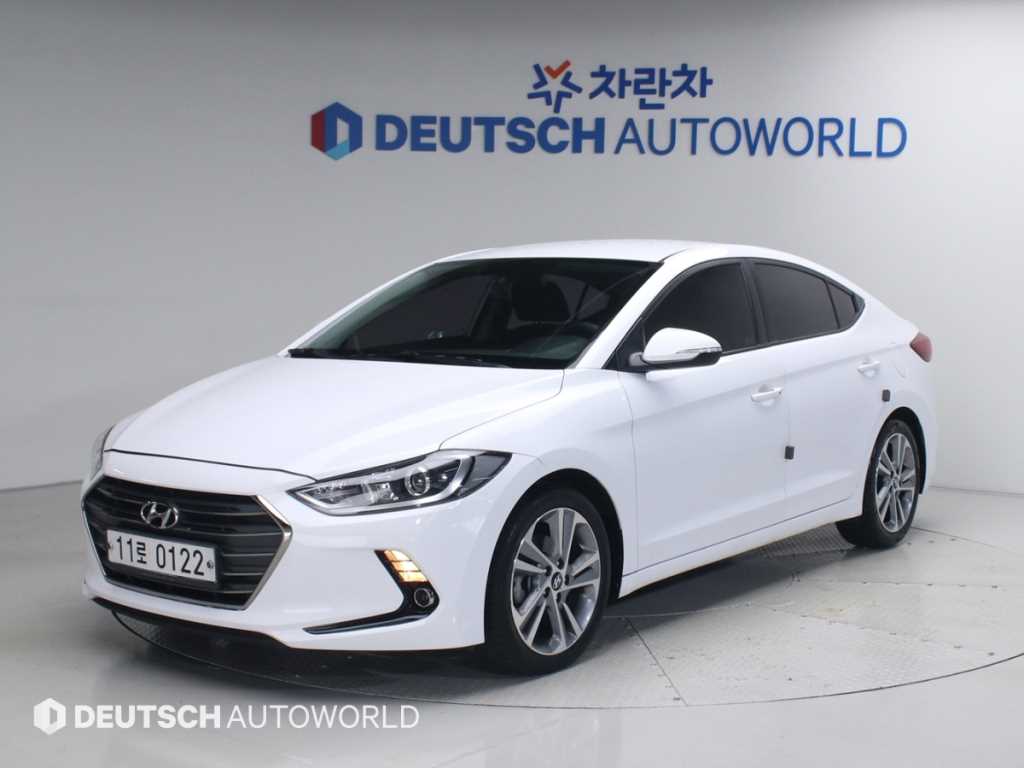 HYUNDAI Avante 2016 Blanco - Importación desde Corea - HF Imports Iquique - Foto 1