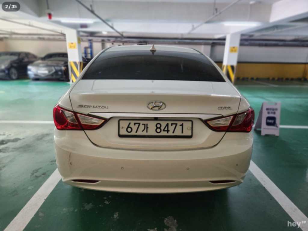 HYUNDAI Sonata - Vista 2