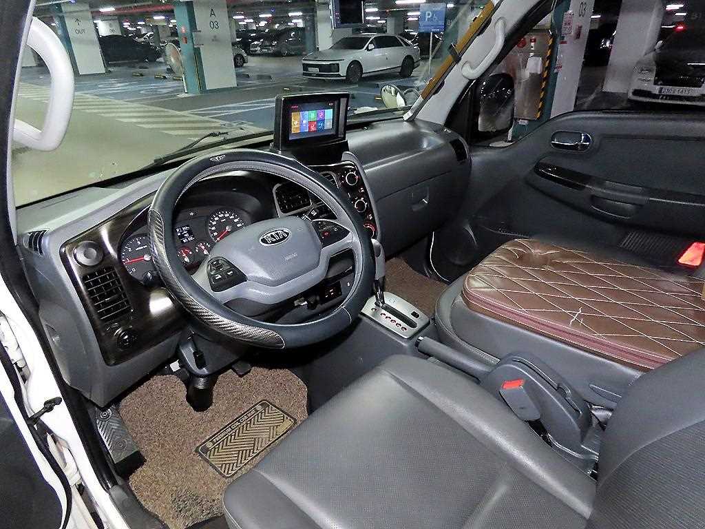 Small Truck Cargo (small) 2019 Blanco - Importación desde Corea - HF Imports Iquique - Foto 13