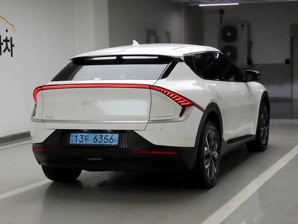 KIA EV6 - Vista 6