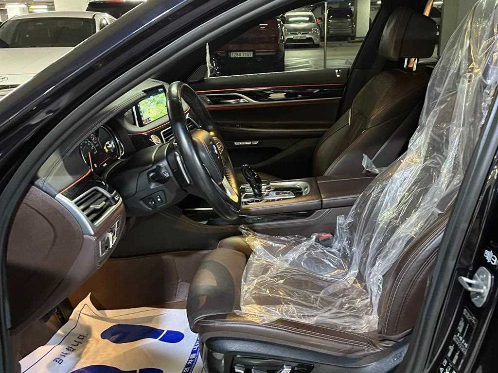BMW 7 Series 2017 Negro - Importación desde Corea - HF Imports Iquique - Foto 14