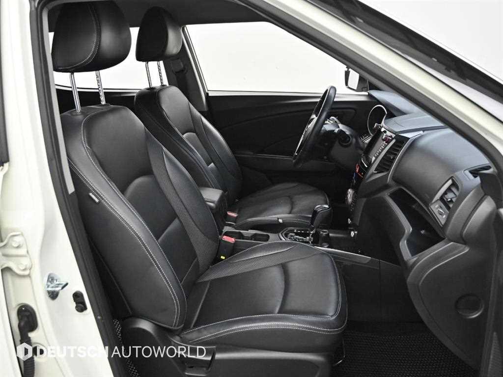 Ssangyong Tivoli - Vista 12