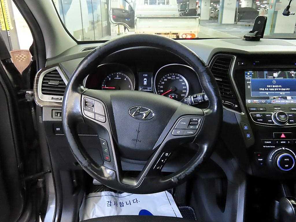 HYUNDAI Santa Fe - Vista 10