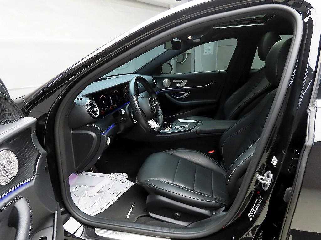 Mercedes Benz E class - Vista 7