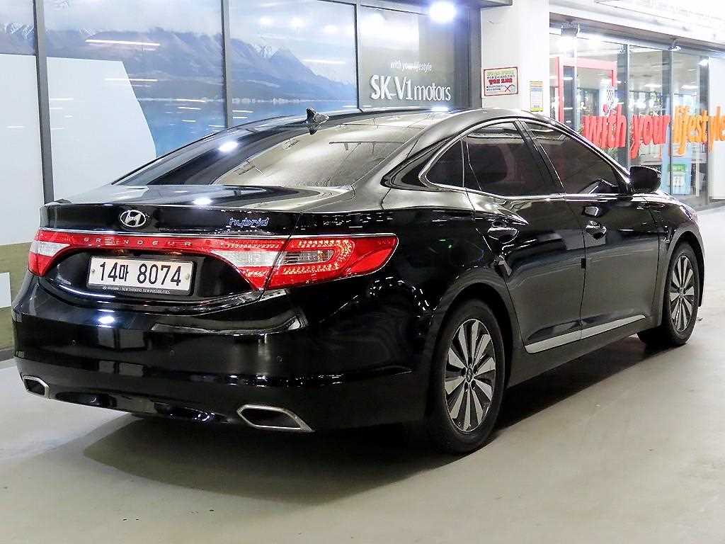 HYUNDAI Grandeur - Vista 6